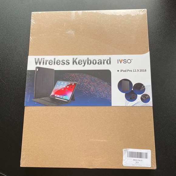 I pad pro 12.9 keyboard case - Picture 1 of 6